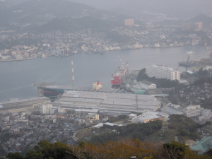 稲佐山から見た造船所